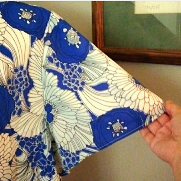 Talbots Floral Blouse Size XL - Picture 3 of 7